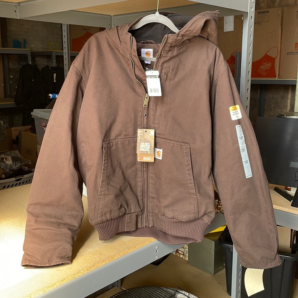 new with tags Mens Carhartt jacket size L large. Brown, “full swing” hooded
